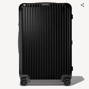 Rimowa Essential Check-in L in Gloss Black